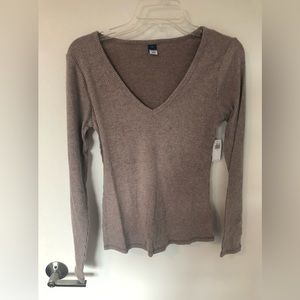 Ribbed v neck long sleeve